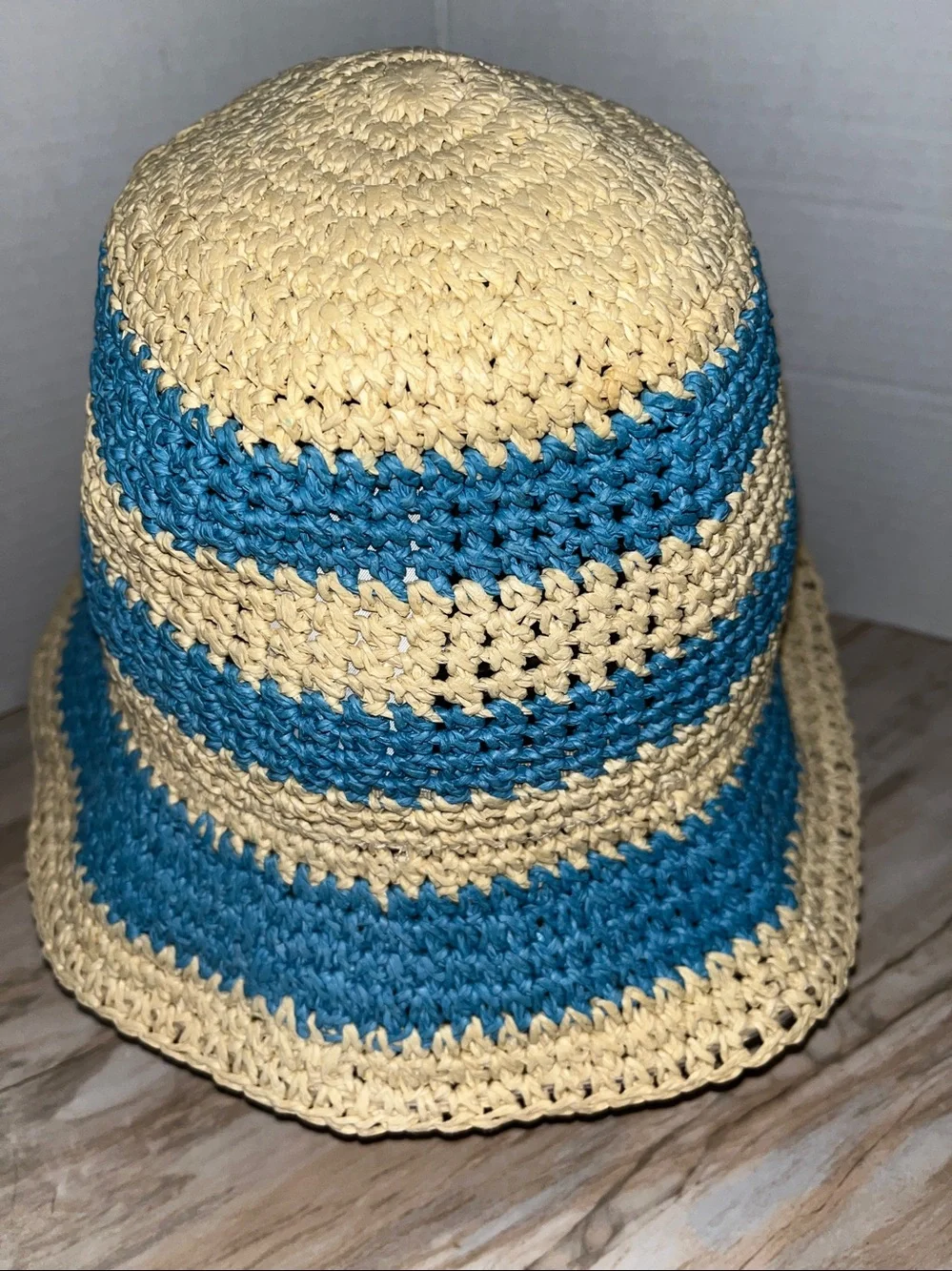 H&M Blue and Cream Striped Crochet Bucket Sun Hat Sz S